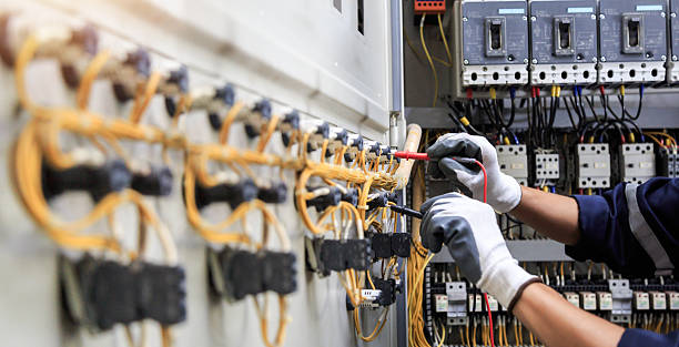 Professional Electrician technician working in Ellisville, MO
